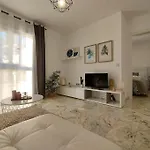 Apartment Rent4 Malaga Lyli *