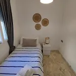 Apartment Rent4 Malaga Lyli *