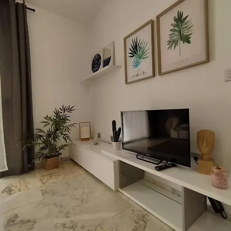 Rent4 Malaga Lyli Апартаменты