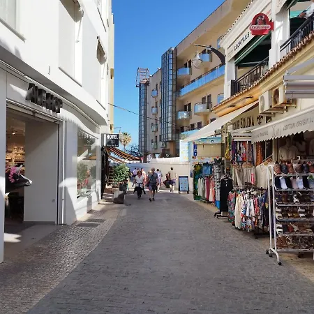 Rent4 Malaga Lyli Torremolinos