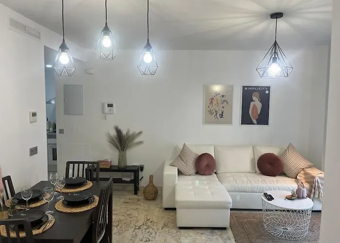 Rent4 Málaga Lyli * Torremolinos